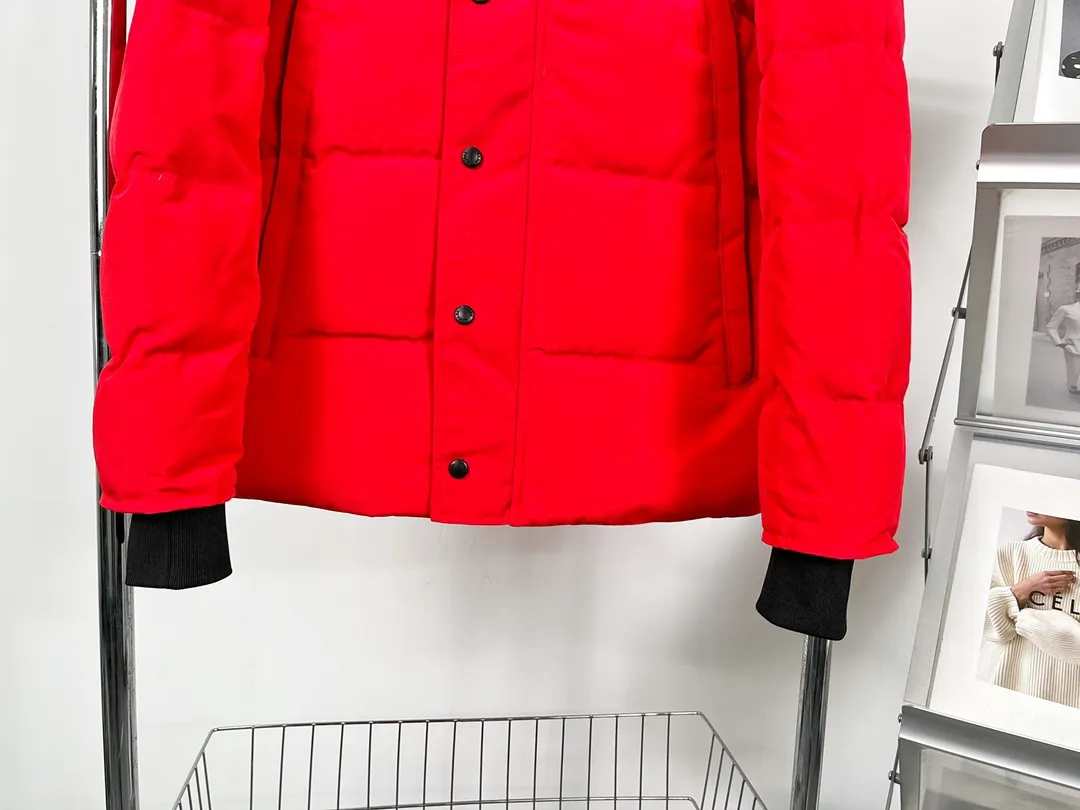 P720 𝐂𝐚𝐧𝐚𝐝𝐚 𝐠𝐨𝐨𝐬𝐞丨Canada Goose 29 down jackets Size: S-XXL